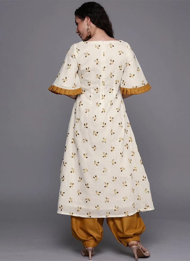 Multicolor Printed Cape Sleeves Salwar Set After Six Wear 6 Multicolor Printed Cape Sleeves Salwar Set After Six Wear - Image 4