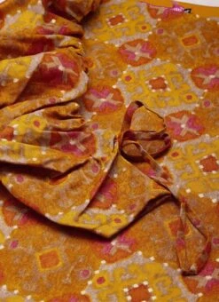 Multicolored Printed Straight Pant Kurta Set Work Wear -ZariGrace Shop Multicolored Printed Straight Pant Kurta Set KSBS02201296 rrc3