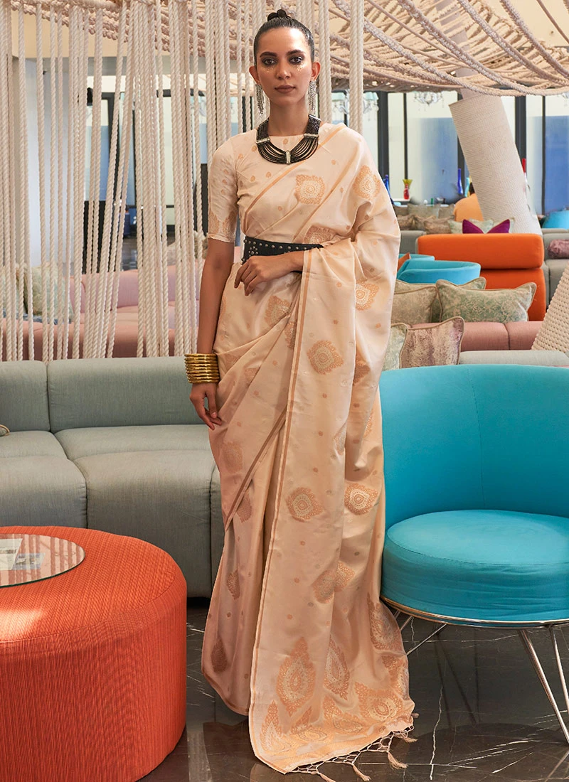 Silk Jacquard Woven Cream Color Saree Festive Wear 5 Silk Jacquard Woven Cream Color Saree Festive Wear - Image 3