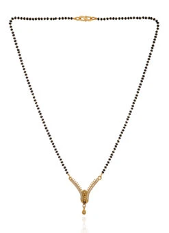 Black N Gold Mangalsutra Set -ZariGrace Shop black n gold mangalsutra set jymshof90004 b