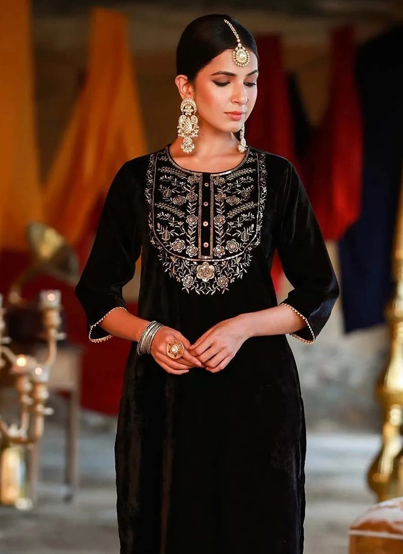 Black Velvet Kurta Set Work Wear 6 Black Velvet Kurta Set Work Wear - Image 4