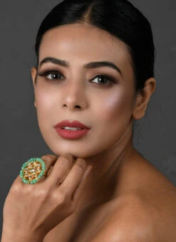 Green Designer Ring Party Wear -ZariGrace Shop green designer ring hnjdunvfemirg007 b