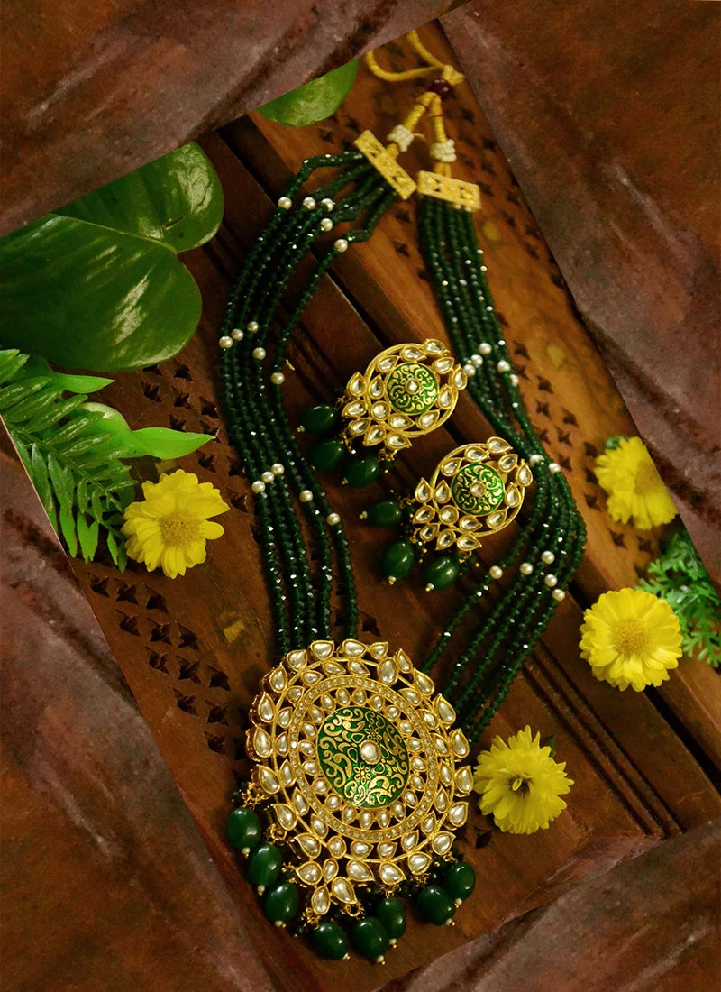 Green Necklace Set With Earrings Party Wear 5 Green Necklace Set With Earrings Party Wear - Image 3