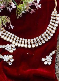 Kundan White Line Necklace Set Party Wear -ZariGrace Shop kundan white line necklace set jynsdrj9693h u
