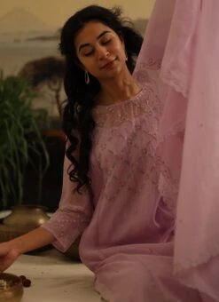 Lavender Chanderi Silk Embroidered Dupatta Party Wear -ZariGrace Shop lavender chanderi silk embroidered dupatta dpbadcsdul01 b