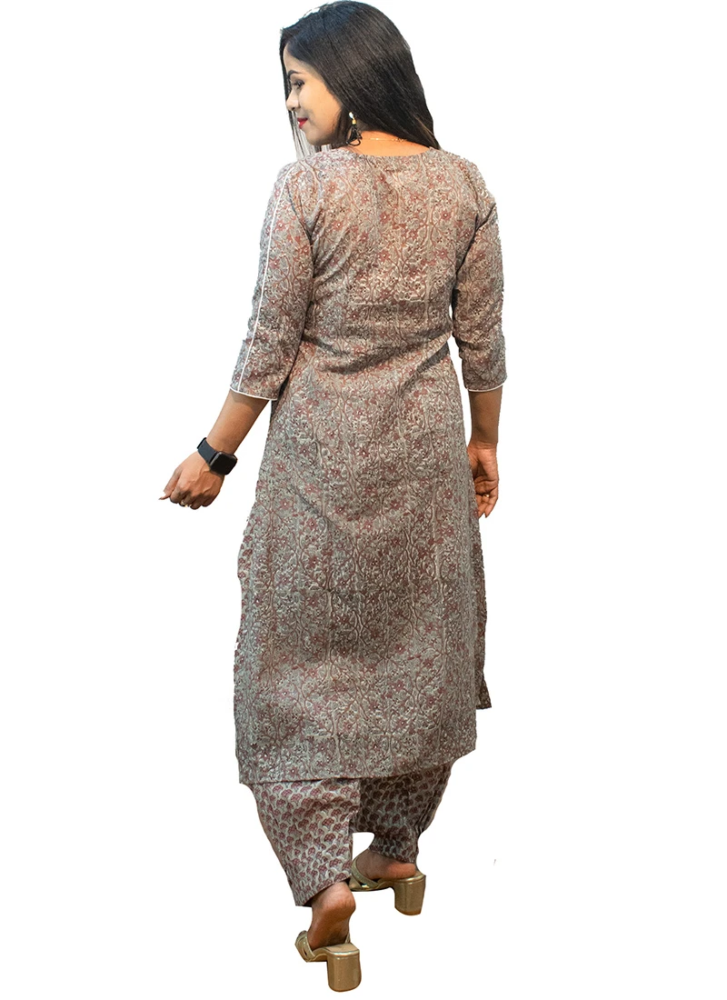 Multicolor Printed Mul Cotton Kurta Set Festive Wear 6 Multicolor Printed Mul Cotton Kurta Set Festive Wear - Image 4