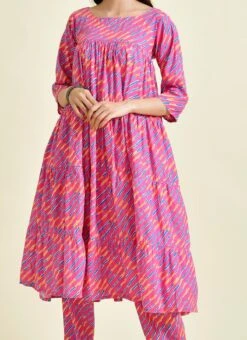 Pink Cotton Three Fourth N Boat Neck Leheriya Kurta Pant Set Work Wear