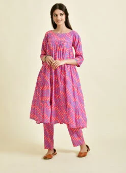 Pink Cotton Three Fourth N Boat Neck Leheriya Kurta Pant Set Work Wear -ZariGrace Shop pink cotton three fourth n boat neck leheriya kurta pant set krsjrp3031 u