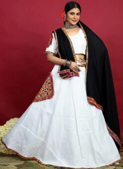 White Blended Kutch N Mirror Work Chaniya Choli Festive Wear -ZariGrace Shop white blended kutch n mirror work chaniya choli ghsom2777 u