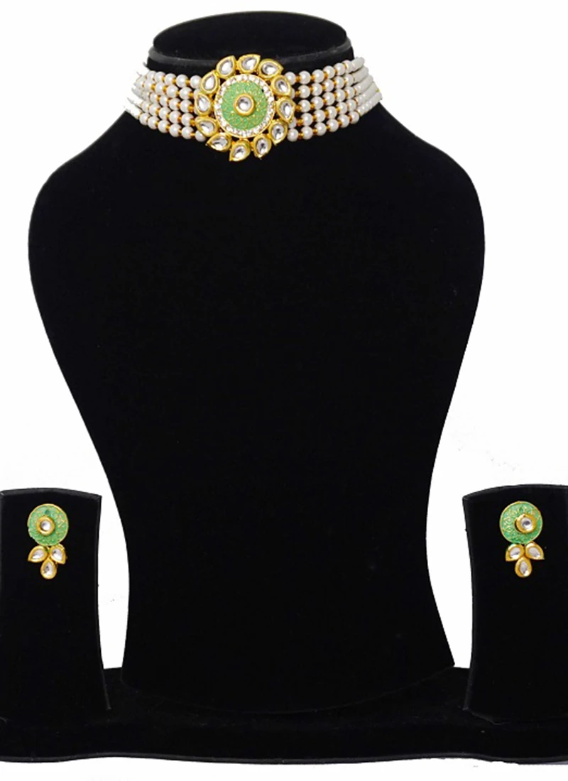 White Green Chokar Set Party Wear 5 White Green Chokar Set Party Wear - Image 3