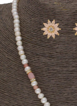 White N Peach Designer Necklace Set Party Wear