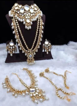 White Necklace Set -ZariGrace Shop white necklace set jynmni39 b