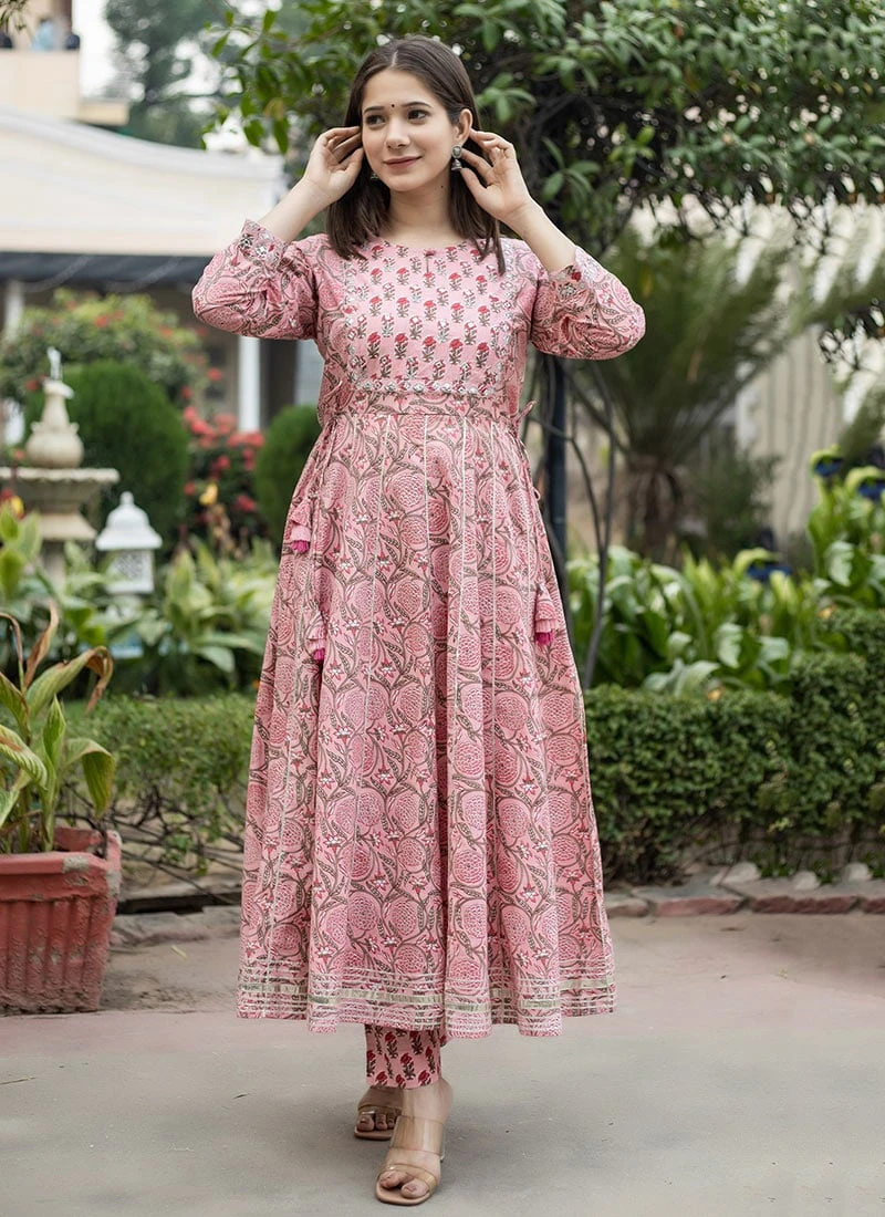 Women Pink Floral Printed Anarkali Top N Straight Pant Work Wear 5 Women Pink Floral Printed Anarkali Top N Straight Pant Work Wear - Image 3