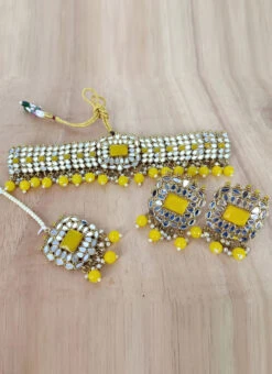 Yellow Necklace Set Party Wear -ZariGrace Shop yellow necklace set jynsmkns15950c b
